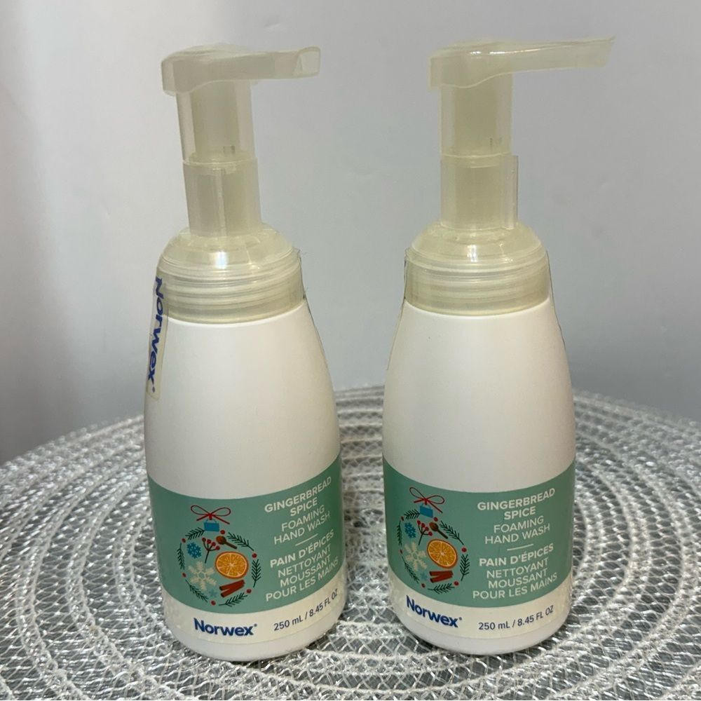 Norwex Gingerbread Spice Foaming Hand Soap Set of 2 NWT